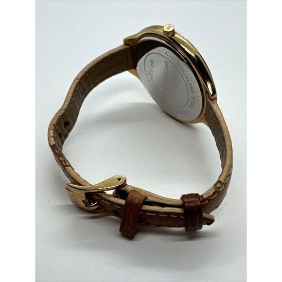 Michael Kors Slim Runway MK2284 Women's Brown Leather Analog Dial Watch JNA667 - Picture 10 of 11
